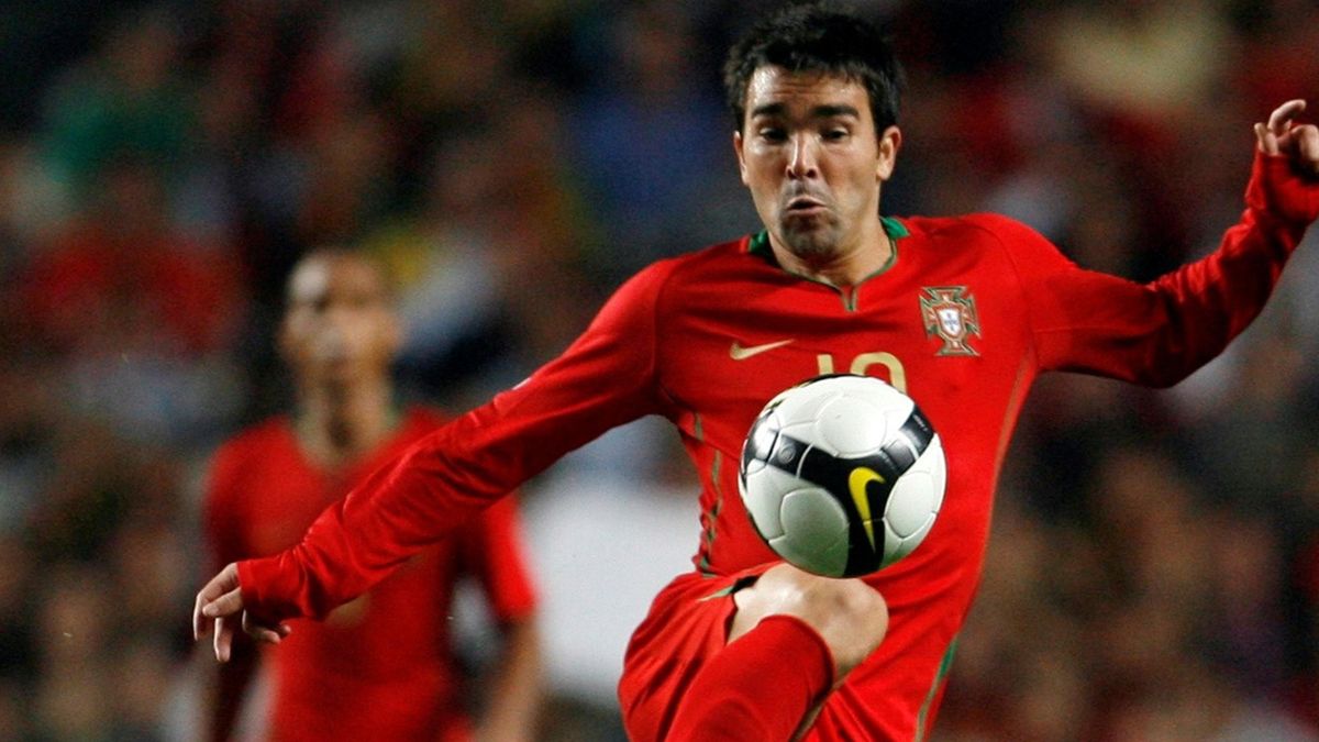 Anderson Luis de Souza, là một cựu cầu thủ bóng đá người Bồ Đào Nha gốc Brasil, được biết đến nhiều nhất với tên Deco